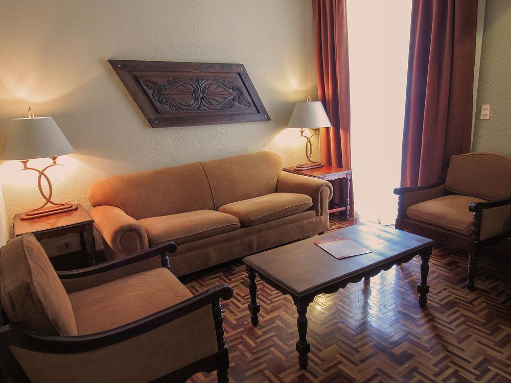 Conquistador Hotel & Conference Center Ville de Guatemala Extérieur photo